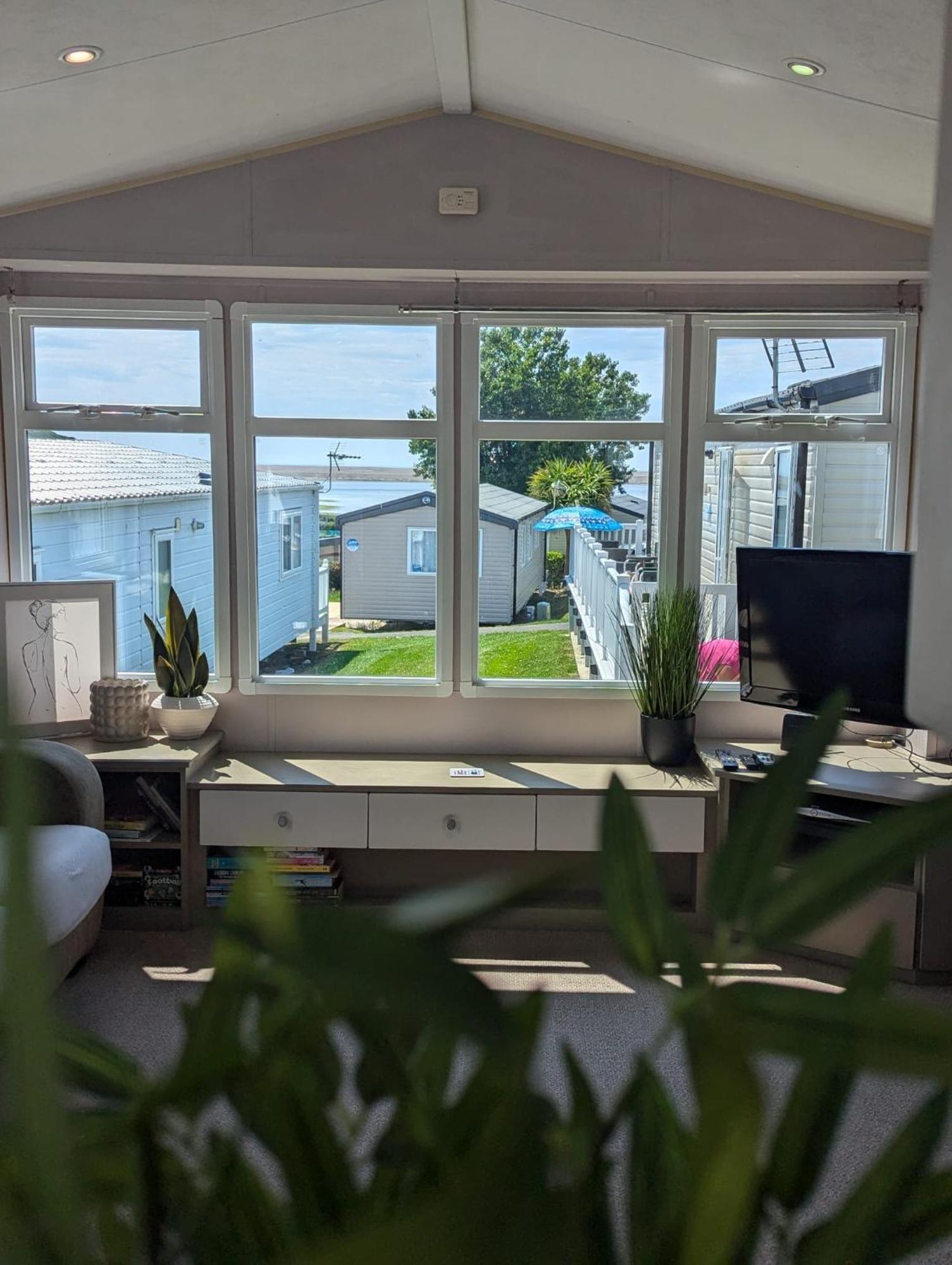 Lovely Family Dog Friendly Caravan On Littlesea Holiday Park Weymouth Haven Wyke Regis Dış mekan fotoğraf