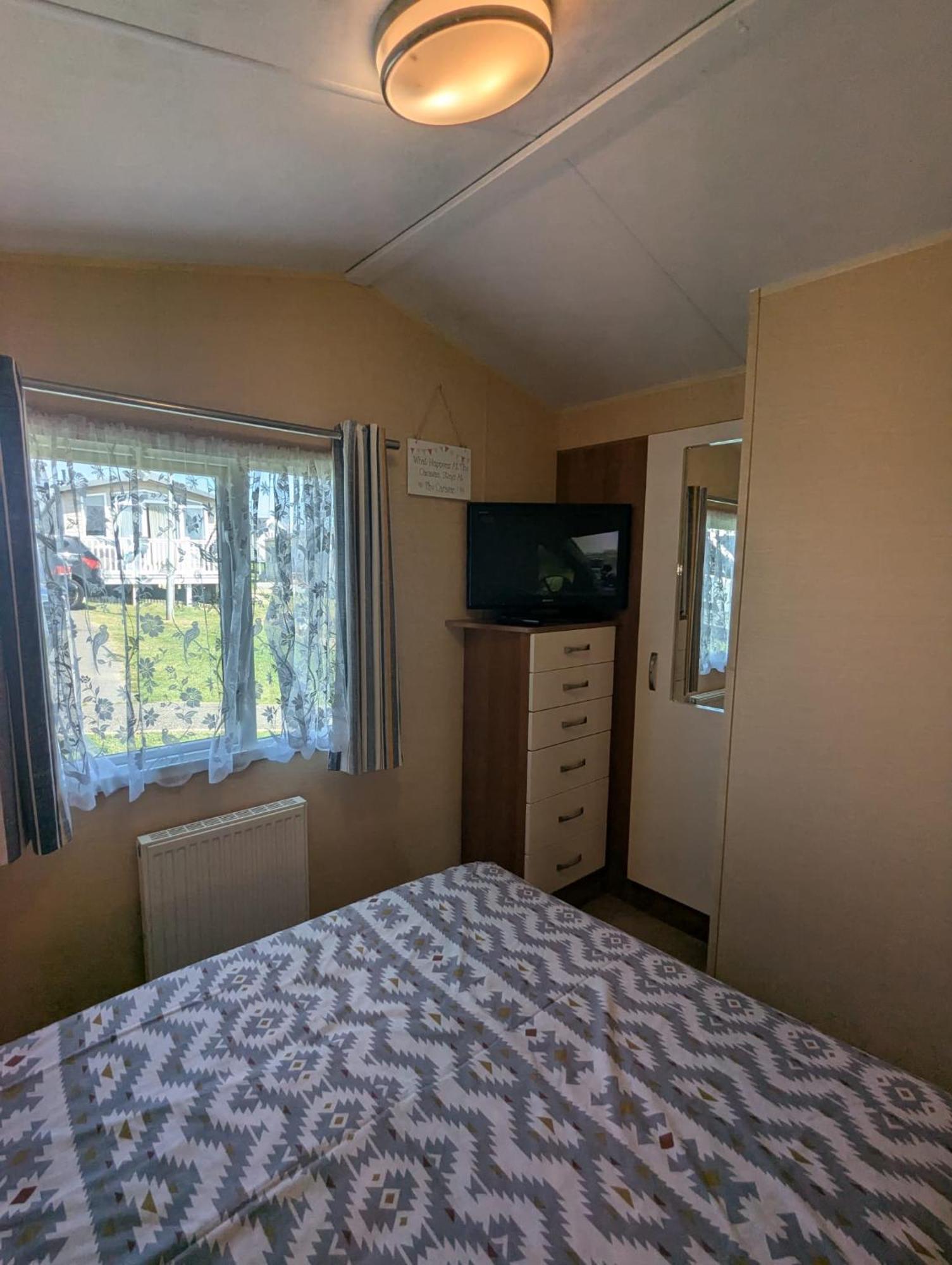 Lovely Family Dog Friendly Caravan On Littlesea Holiday Park Weymouth Haven Wyke Regis Dış mekan fotoğraf
